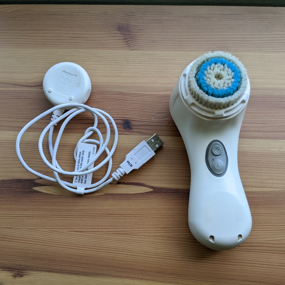 Clarisonic Mia Working White W/ Charger